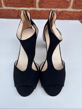 Women’s Black Open-Toe T-Strap Heels Size 37